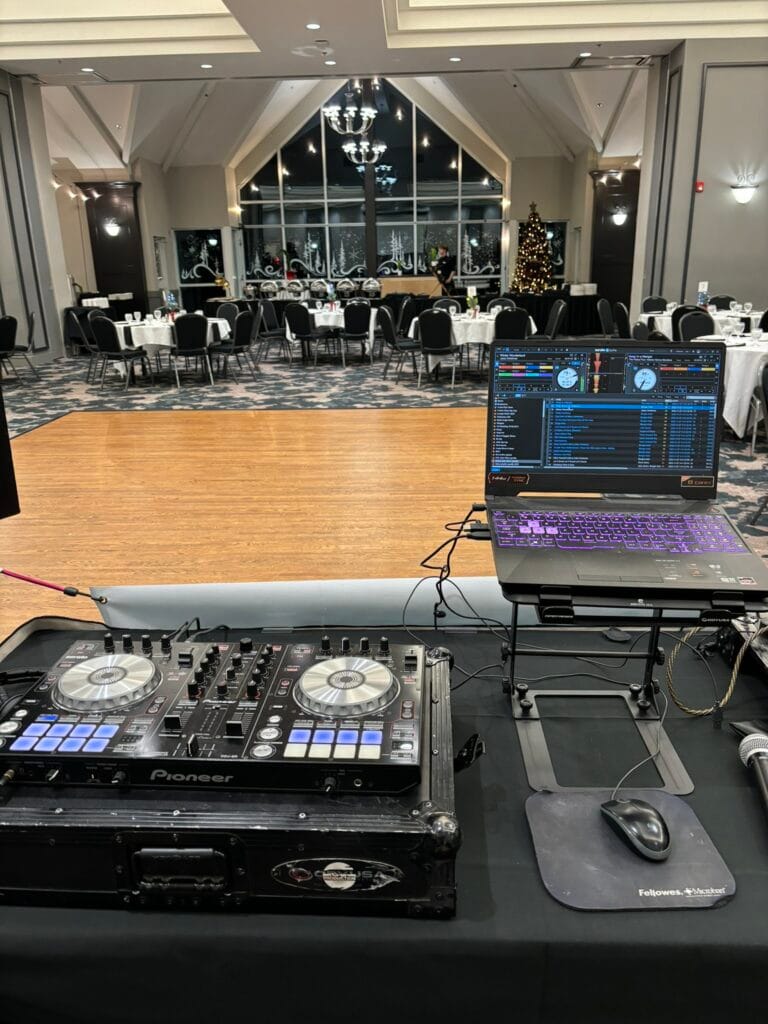 Tips for choosing the best wedding DJ in Vancouver