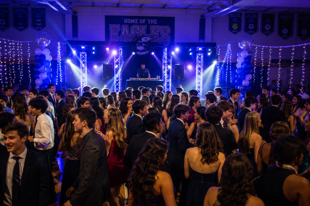 How Vancouver Schools Plan Successful School Dances, Winter Formals, and Grads 1 school dance dj vancouver